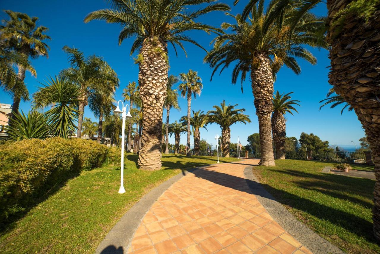 Orizzonte Acireale Hotel Экстерьер фото