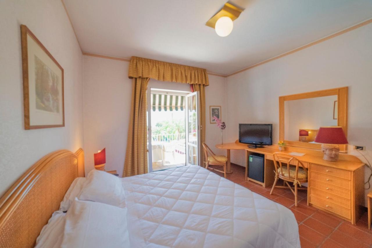 Orizzonte Acireale Hotel Экстерьер фото